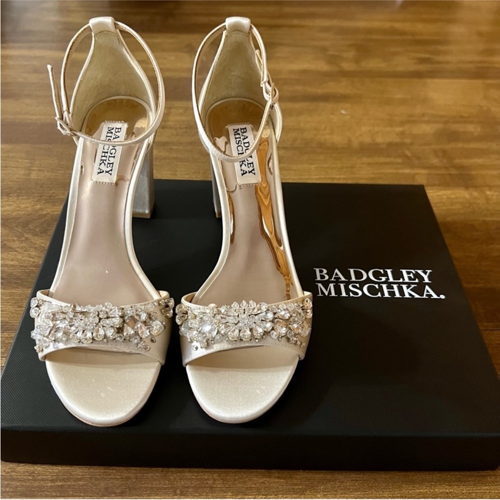 Badgley Mischka Collection Badgley Mischka Tempest Embellished Block Heel Sandal